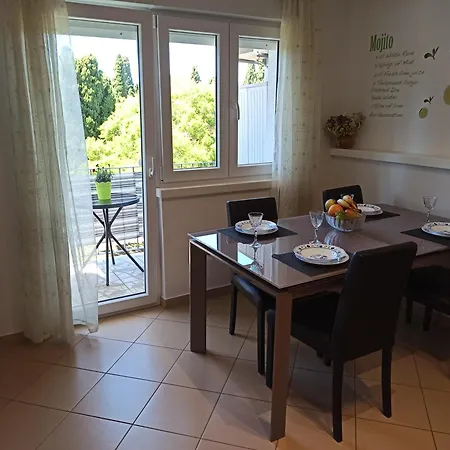 Apartmán Mira Pula