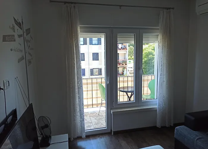 Mira Апартаменти *